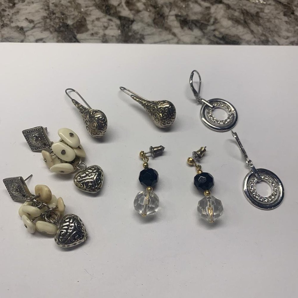 Lot Of 4 Costume Earrings Pierced Some Dangle Mix